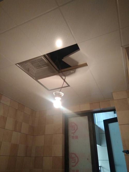 鋁扣板客廳吊頂哪家好-客廳鋁扣板吊頂廠家來講講鋁扣板集成吊頂?shù)膬?yōu)缺點有哪些