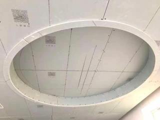 老式鋁扣板吊頂-跟著中山集成吊頂廠家看看集成吊頂?shù)膬?yōu)點(diǎn)多不多